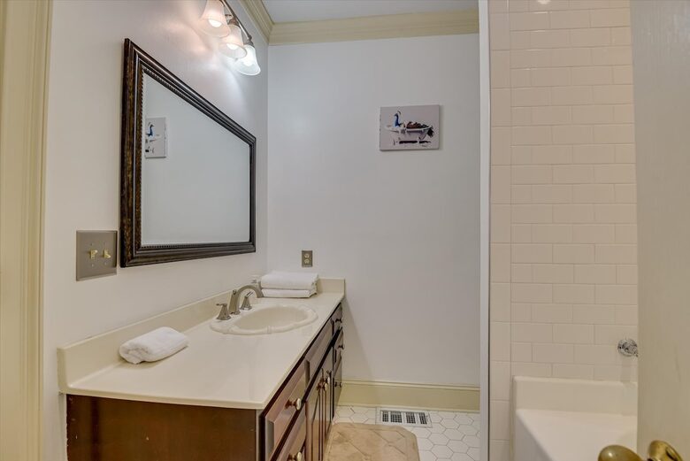 Poolside and Waterfront Bliss in Evans - Evans, Georgia