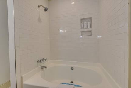 Poolside and Waterfront Bliss in Evans - Evans, Georgia