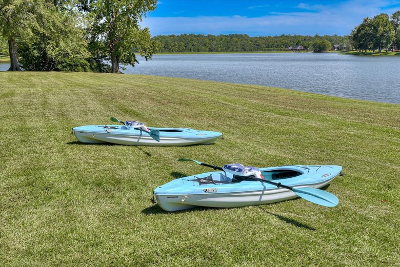 Poolside and Waterfront Bliss in Evans - Evans, Georgia