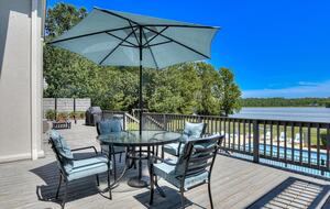 Poolside and Waterfront Bliss in Evans - Evans, Georgia