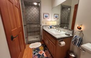 Cliffside Elegance on the Pacific - Pacific Beach, Washington