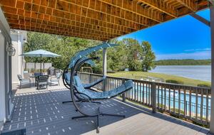Poolside and Waterfront Bliss in Evans - Evans, Georgia