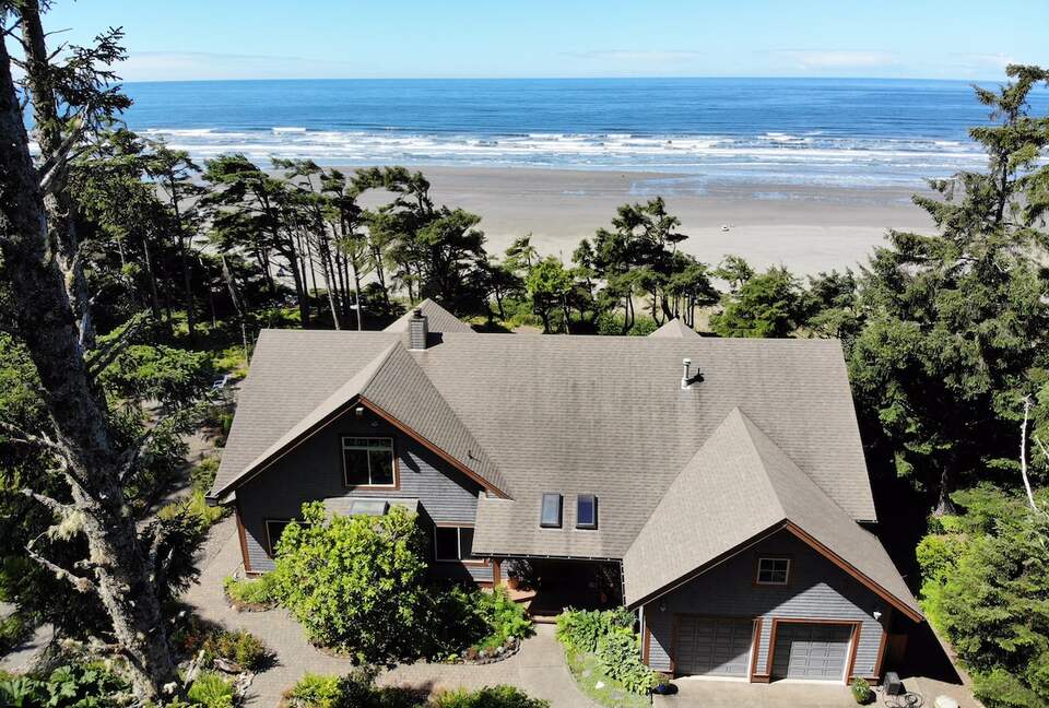 Cliffside Elegance on the Pacific - Pacific Beach, Washington
