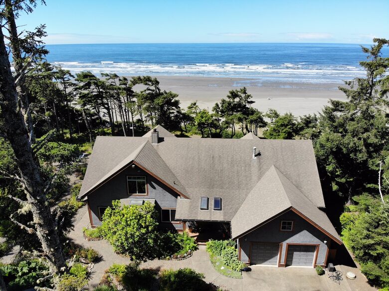 Cliffside Elegance on the Pacific - Pacific Beach, Washington