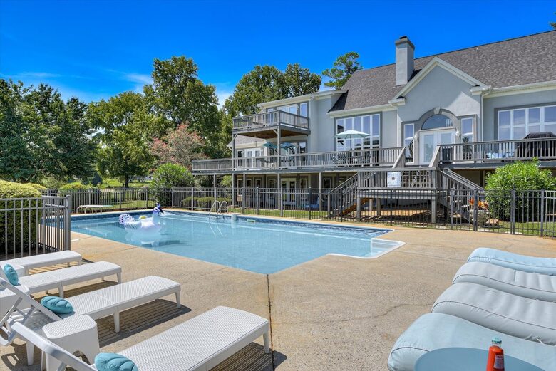 Poolside and Waterfront Bliss in Evans - Evans, Georgia