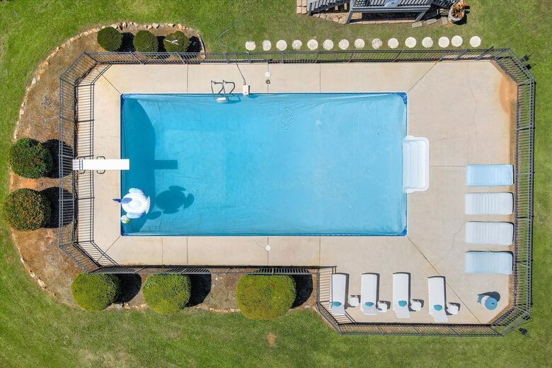 Poolside and Waterfront Bliss in Evans - Evans, Georgia