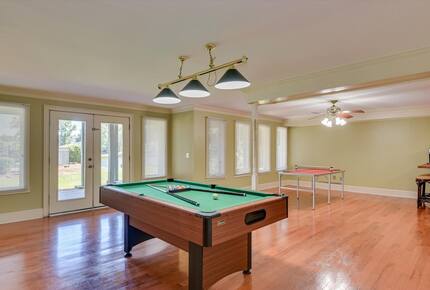 Poolside and Waterfront Bliss in Evans - Evans, Georgia