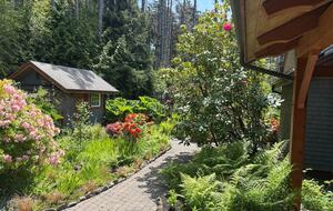 Cliffside Elegance on the Pacific - Pacific Beach, Washington