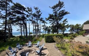 Cliffside Elegance on the Pacific - Pacific Beach, Washington