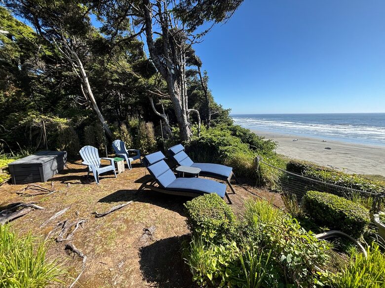 Cliffside Elegance on the Pacific - Pacific Beach, Washington