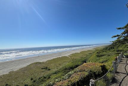 Cliffside Elegance on the Pacific - Pacific Beach, Washington