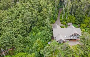 Cliffside Elegance on the Pacific - Pacific Beach, Washington