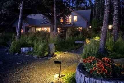 Cliffside Elegance on the Pacific - Pacific Beach, Washington