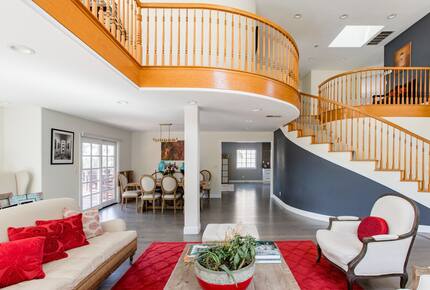 Oakland Hills Mediterranean Retreat with Bay Views - Oakland, California