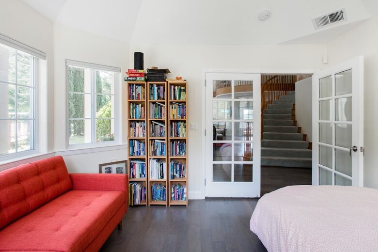 Oakland Hills Mediterranean Retreat with Bay Views - Oakland, California