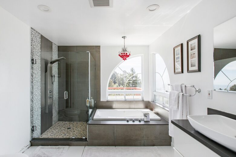 Oakland Hills Mediterranean Retreat with Bay Views - Oakland, California