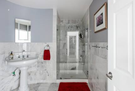 Oakland Hills Mediterranean Retreat with Bay Views - Oakland, California