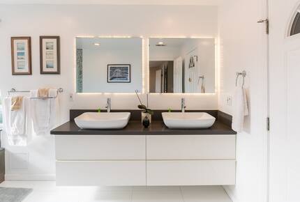 Oakland Hills Mediterranean Retreat with Bay Views - Oakland, California