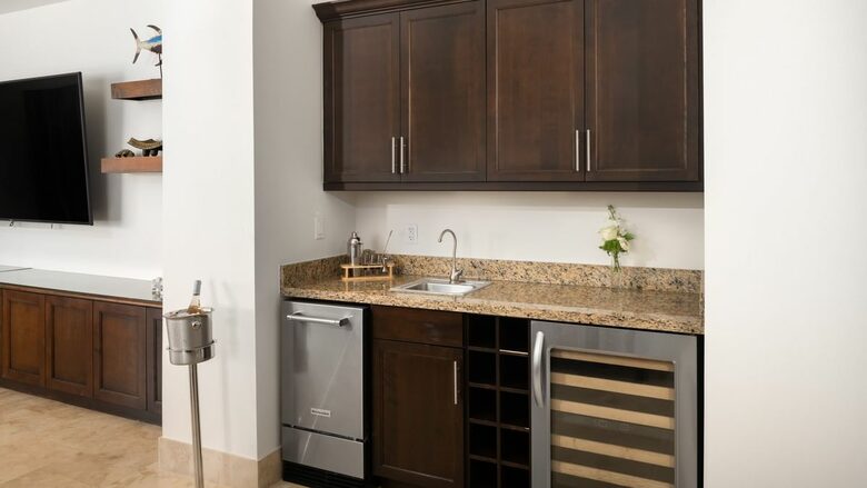 Oceanfront Penthouse Paradise in Turks & Caicos - Provo, Turks and Caicos Islands