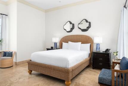 Oceanfront Penthouse Paradise in Turks & Caicos - Provo, Turks and Caicos Islands