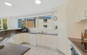 Sunshine Coast Seaside Escape - Sunshine Coast, Australia