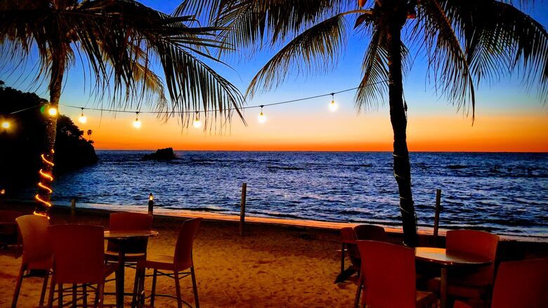 Western Caribbean | Roatan West Bay Beach Studio Residence - West Bay Beach, Honduras