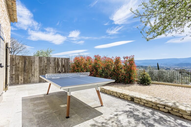 Exquisite Stone Villa Surrounded by Olive Groves in Gordes - Gordes, France