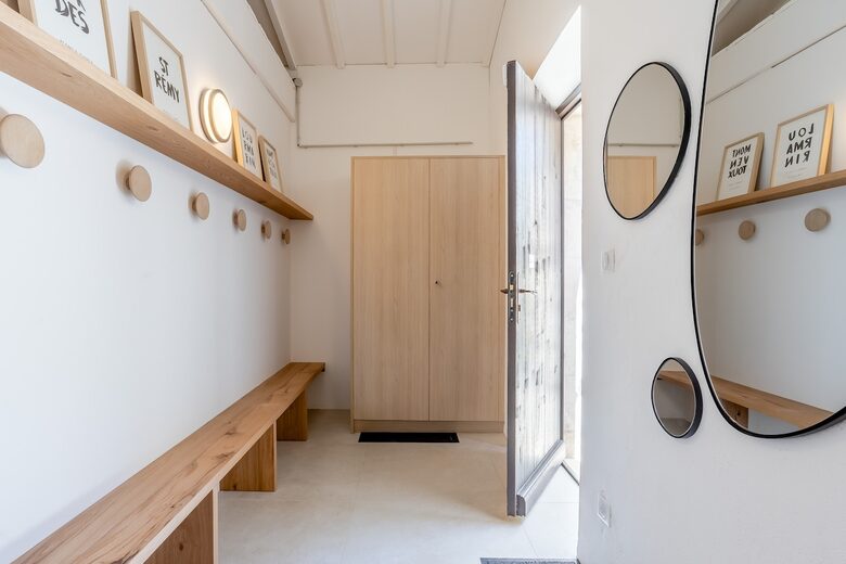 Exquisite Stone Villa Surrounded by Olive Groves in Gordes - Gordes, France