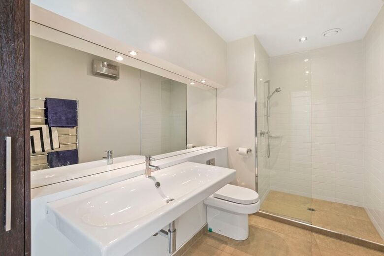 Urban Loft-Style Living Near Hagley Park - Christchurch, New Zealand