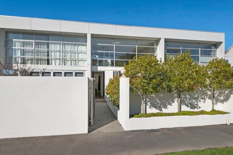 Urban Loft-Style Living Near Hagley Park - Christchurch, New Zealand