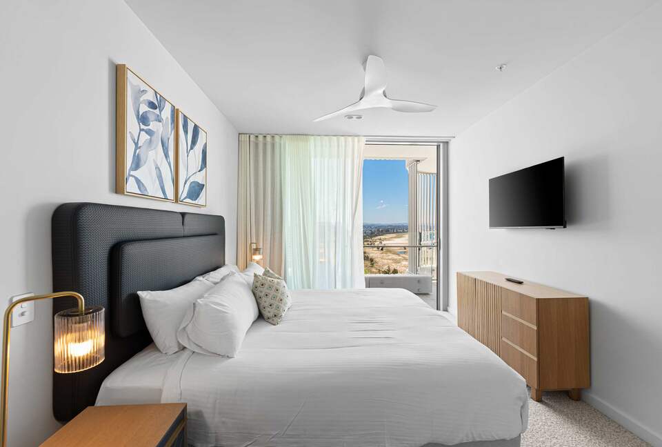 Skyline Horizons at Kirra Beach - Gold Coast, Australia