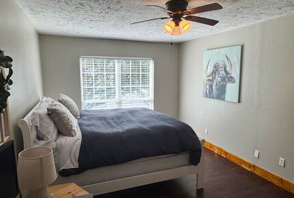 Lake Conroe Waterfront Retreat - Montgomery, Texas