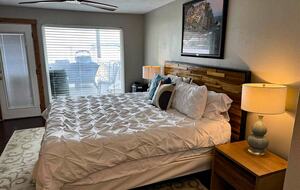 Lake Conroe Waterfront Retreat - Montgomery, Texas