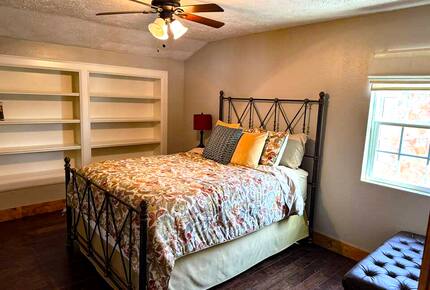 Lake Conroe Waterfront Retreat - Montgomery, Texas