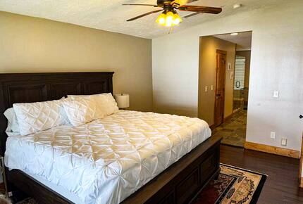 Lake Conroe Waterfront Retreat - Montgomery, Texas