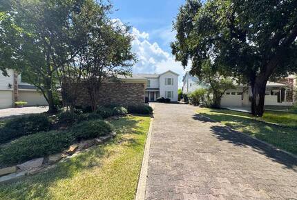 Lake Conroe Waterfront Retreat - Montgomery, Texas