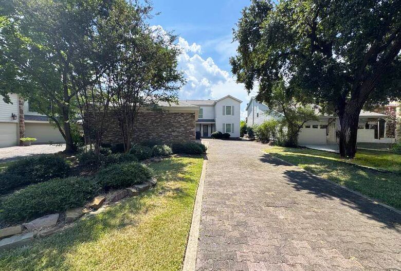 Lake Conroe Waterfront Retreat - Montgomery, Texas