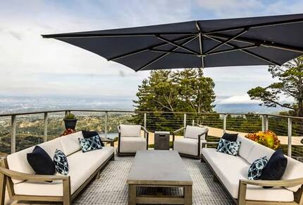 Santa Cruz Mountain Vineyard Villa - Cupertino, California