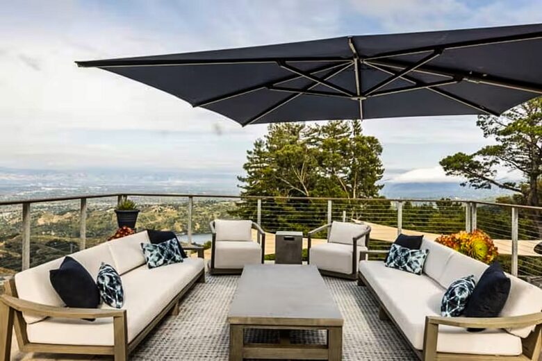 Santa Cruz Mountain Vineyard Villa - Cupertino, California