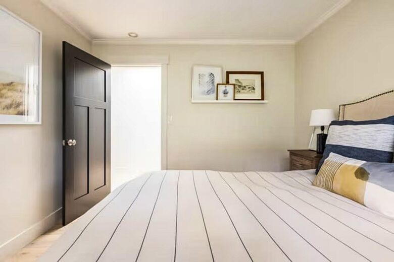 Santa Cruz Mountain Vineyard Villa - Cupertino, California