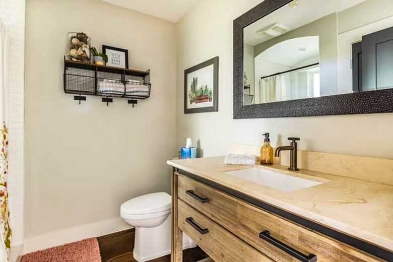 Santa Cruz Mountain Vineyard Villa - Cupertino, California