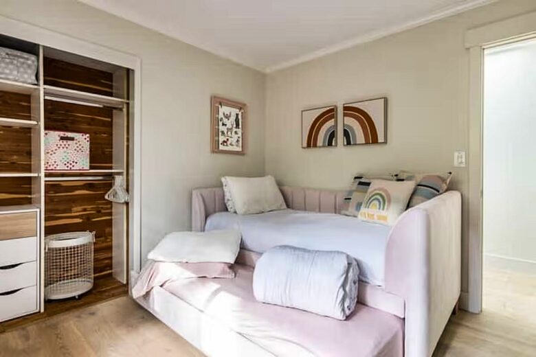 Santa Cruz Mountain Vineyard Villa - Cupertino, California