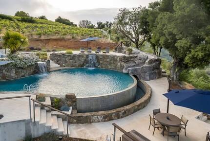 Santa Cruz Mountain Vineyard Villa - Cupertino, California