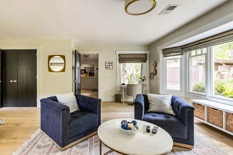 Santa Cruz Mountain Vineyard Villa - Cupertino, California