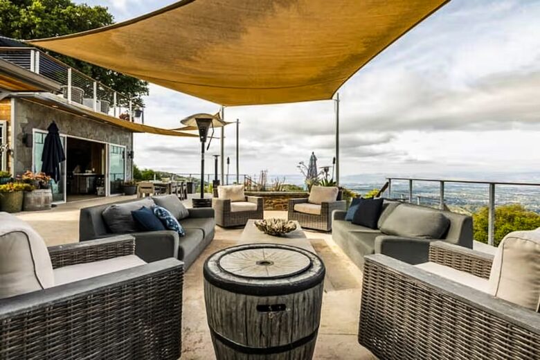 Santa Cruz Mountain Vineyard Villa - Cupertino, California