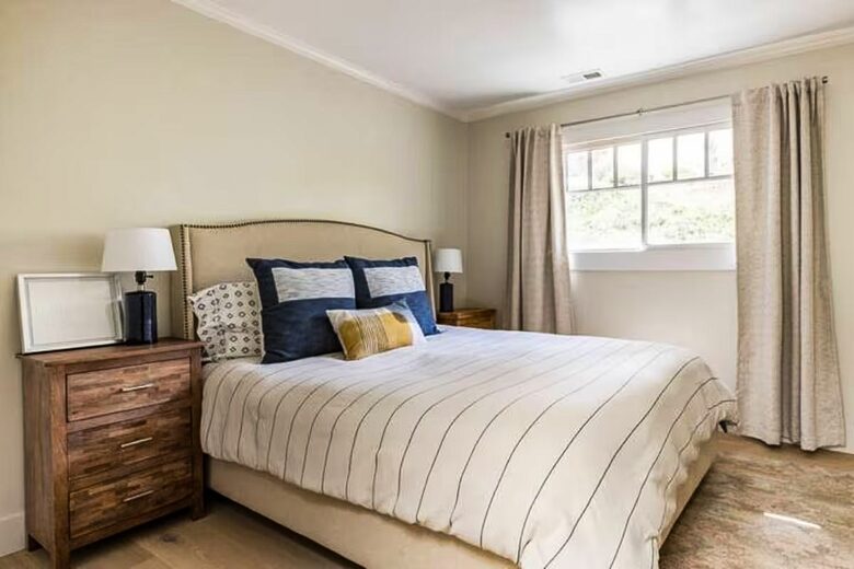 Santa Cruz Mountain Vineyard Villa - Cupertino, California