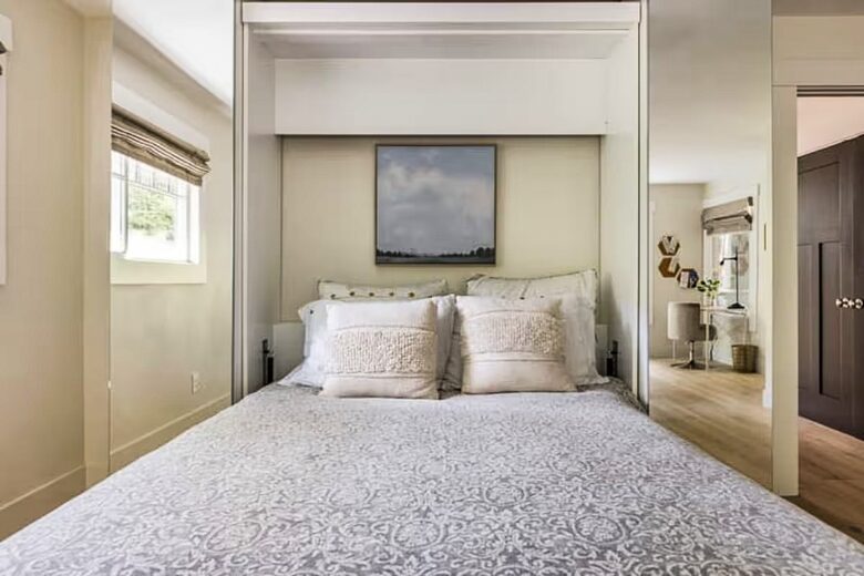 Santa Cruz Mountain Vineyard Villa - Cupertino, California