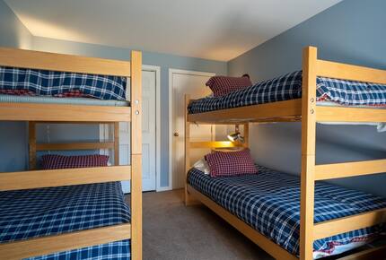 Warm and Welcoming Stratton Getaway - Stratton, Vermont