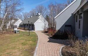 Warm and Welcoming Stratton Getaway - Stratton, Vermont