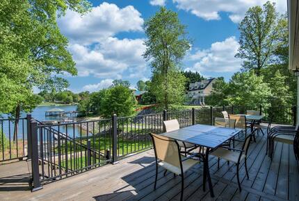 Lake Norman Family Retreat - Denver, North Carolina